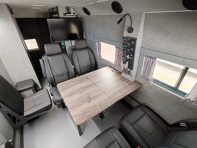 Оперативный штаб со скрытым бронированием Бр3 модель 365022